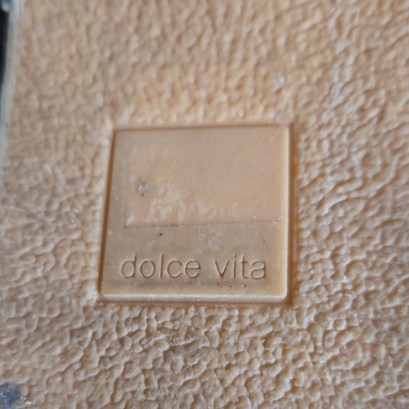 Dolce Vita Black and Tan Women's Sneakers Size 11 Used - Picture 7 of 10